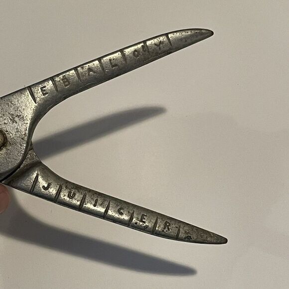 Vintage Mid-Century Modern EBALOY JUICER ‎ Aluminum Citris Squeezer Hand Press - Picture 4 of 8